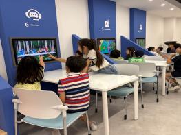 한가람초등학교, 6월 한 달간 ‘루미아트 디지털 갤러리’ 현대미술 전시회 개최 기사 이미지