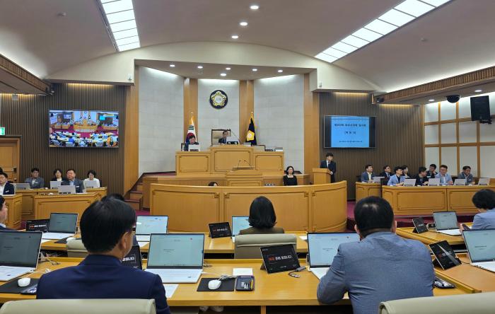 제363홰 팢부시의원 임시회 모습 하효종 기자