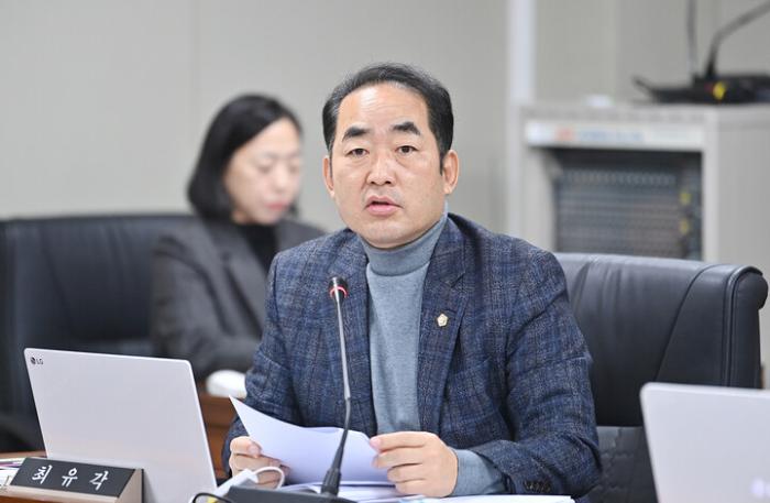 3선의 민주당 최유각 의원이 제 9대 전반기 시의회 의장으로 선출될것으로 보인다